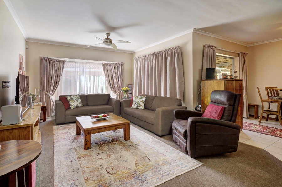 3 Bedroom Property for Sale in Summerstrand Eastern Cape